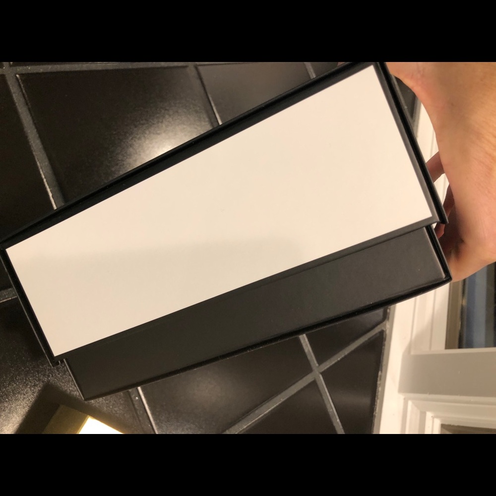 Chanel - Picture 4 of 6